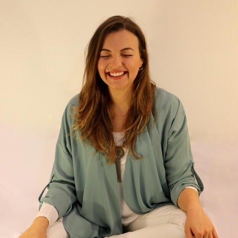 Οραματικός Θεραπευτικός Διαλογισμός Η λύση σου στις ασταμάτητες σκέψεις και τη γεμάτη άγχος καθημερινότητα. Η μέθοδος αυτή φέρνει βαθιά γαλήνη και σύνδεση με την εσωτερική Σοφία.